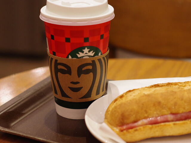 �������e_�X�^�[�o�b�N�X�R�[�q�[ JR�ޗǉw���w�ɓX