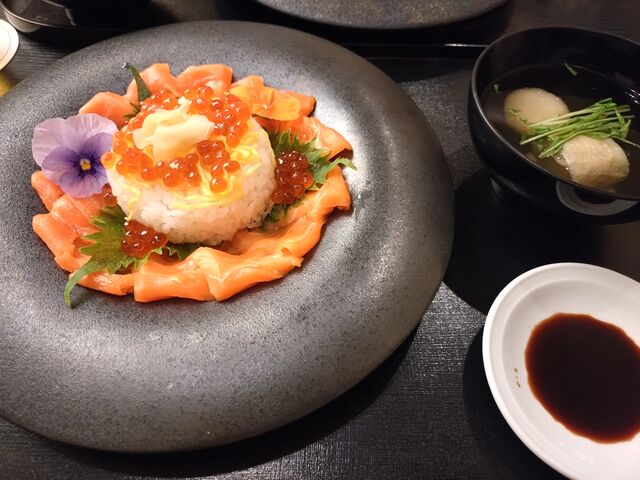 �T�[�����ƃC�N���̍؉������Ԃ�
_��z�v�����X�z�e��