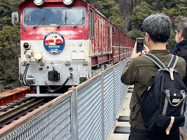 ��������d�Ԃ��ʂ�����̌����ł��邩���c_�����Ώ�w