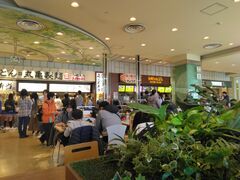 �\�t�g�ȏ��S�^�J 63�΂���̃����K�[�n�b�g �I���i�X�ю����X�ւ̓��e�ʐ^1