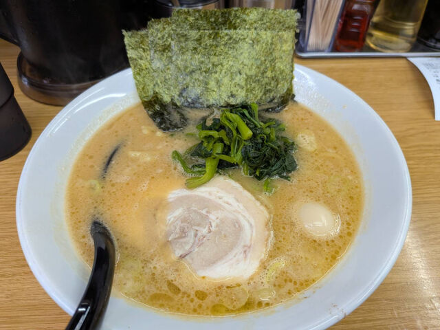 kanamisyusa����̎O���� �֓��X�̓��e�ʐ^1