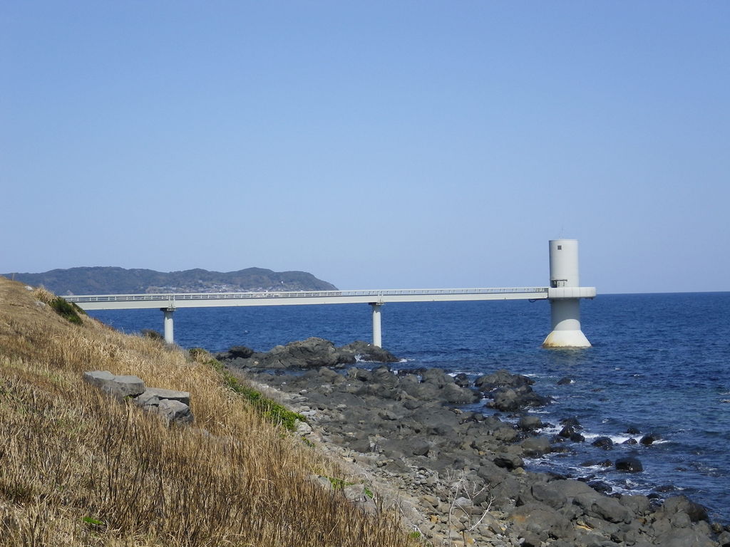 玄海海中展望塔