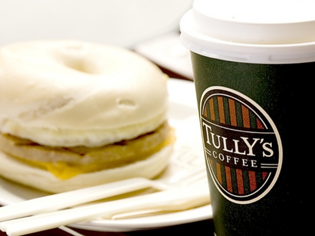 �^���[�Y�R�[�q�[ TULLY'S �H�t�� UDX�X�̎ʐ^1