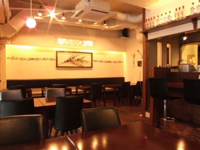 dining cafe ���̗t�̎ʐ^1