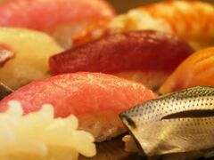 意気な寿司処 阿部 広尾本店の写真1