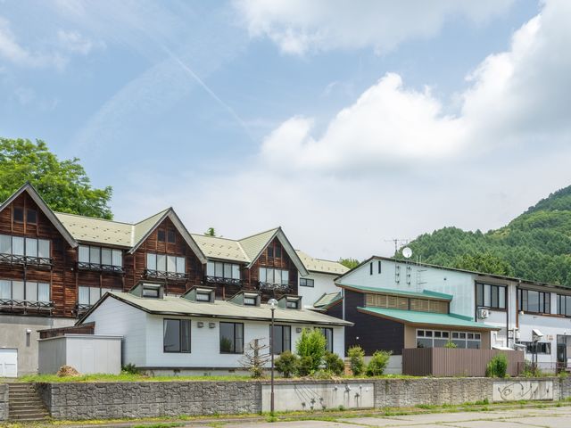 ���邢��������k�A���v�X�̎R�X����]_���Ɨ΂̃��}����