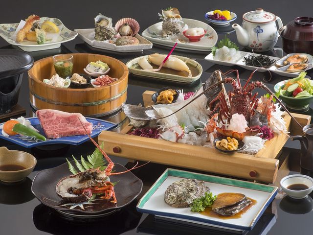 �G�ۉԂ�����`��i�ɐS���䂾�ˊC�̌b�݂�H���h�`