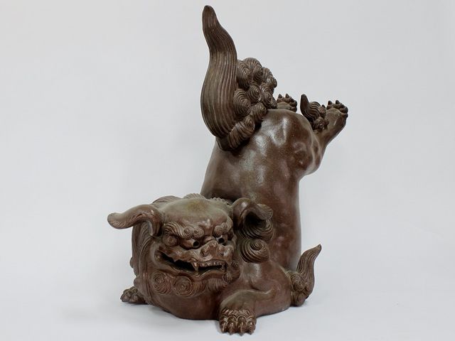 再出品】 鬼瓦工房 清泉 鬼師 安川清泉作 流水に鯉 鬼瓦 一対 在 再出品】 鬼瓦工房 清泉 鬼師 安川清泉作 流水に鯉 鬼瓦 一対 在
