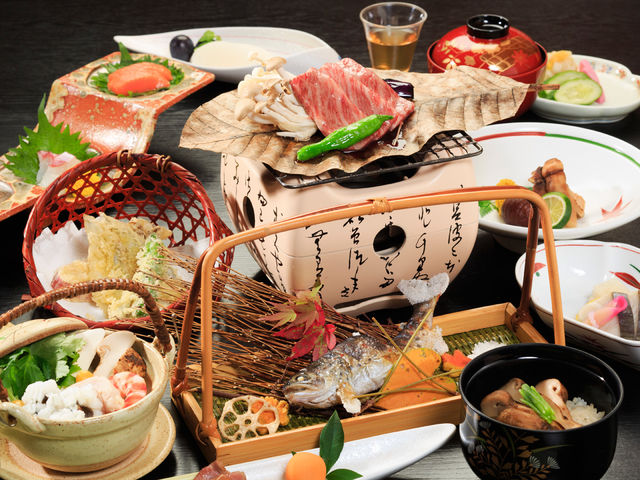 �H�̎O�̉ԁ@��ȃ����`�R�[�X_1200�N�������̓����̋��@��������@�G���̗�