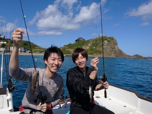 メバルが釣れました。_小樽　青の洞窟　釣り体験付きクルーズ
