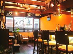 MUSIC BAR&DINING gˎ Mojo Cafe ̎ʐ^1