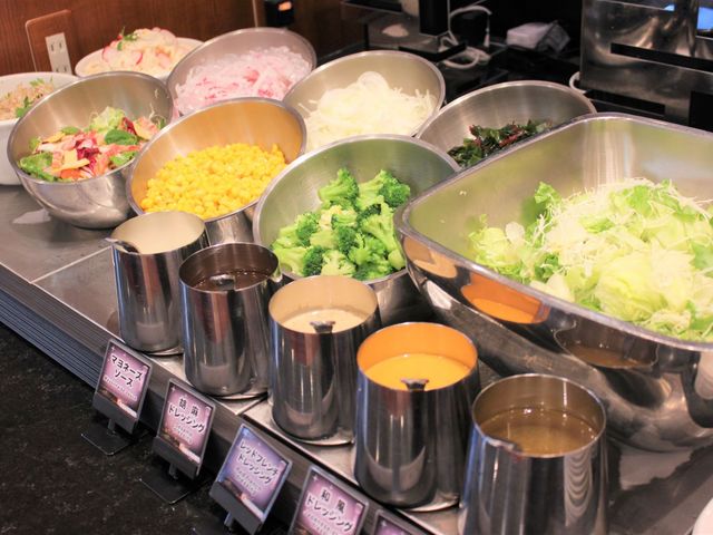 �y���D���ȃh���b�V���O�Łz�T���_�R�[�i�[_�z�e���@�؃N���u���ف@���X�g�����u���[�Y�v