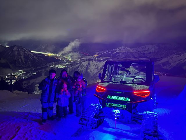 �i�X�p�X�m�[�i�C�g�o�M�[�c�A�[�R��_Y.O.G.C