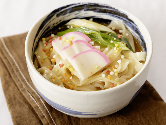 KOKO HOTEL ���É��ۂ̓��i�� �z�e���E�B���O���É��j