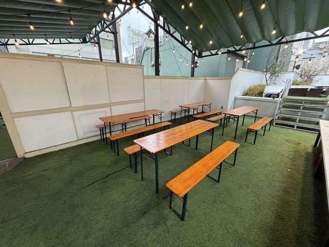 �r�܊y���^�E���̒� ~��Ƒ�n�̌b�݂�BBQ~