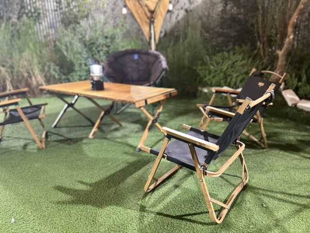 �r�܊y���^�E���̒� ~��Ƒ�n�̌b�݂�BBQ~