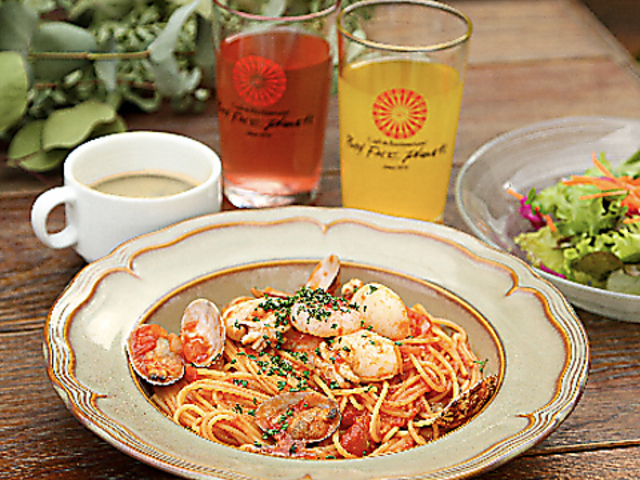 �x�r�[�t�F�C�X�v���l�b�c �@���X�̎ʐ^1