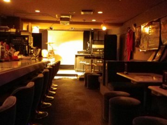 A[{g R-BOTTOM Heavy Metal Bar̎ʐ^1