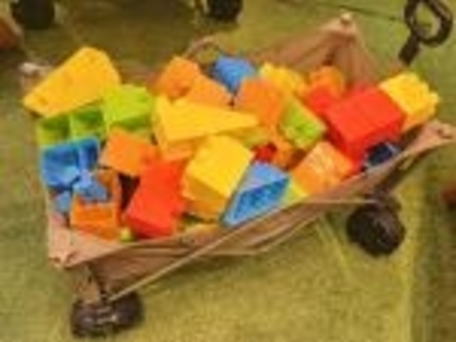 �u���b�N�R�[�i�[��
���R�ɑg�ݗ��ĂāA�z���͂������ς��L���ėV�ڂ��I_�ׂ�ׂ�p�[�N�V�h�{�X
