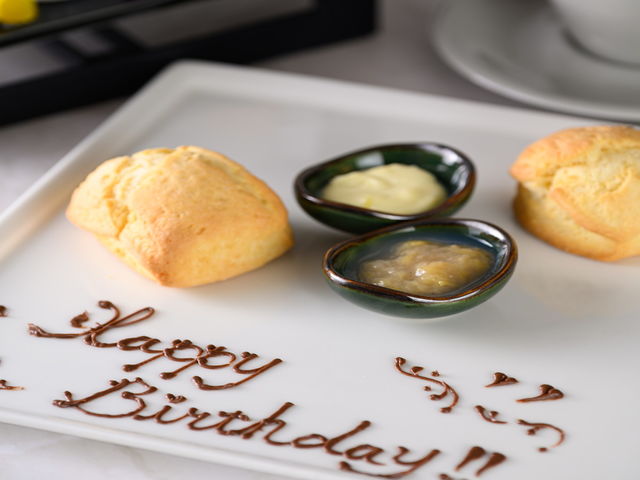 ���b�Z�[�W�v���[�g_�U ���C�����p�[�N�z�e�� �A�C�R�j�b�N ���䓰��