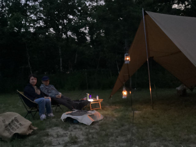 �V�j�A�f���I�D��T�C�g���������܂�_�D�y�ߍx�L�����v�� �����Ƃ����Տ�