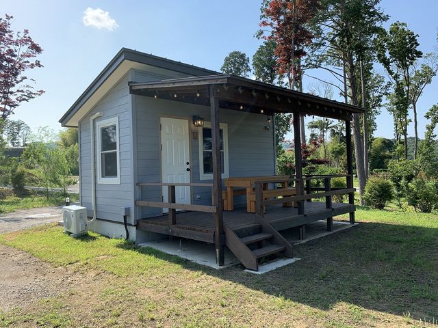 �Ő��̏�Ńo�[�x�L���[���ł��܂�_CAMP������̋u