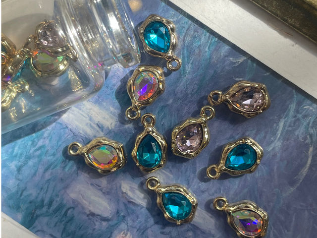 LIP ATELIER ���É��X