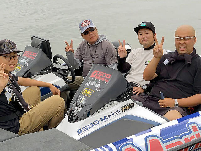 �ŐV���o�X�{�[�g�̎��������Ă��I_STAR TEEM COMPANY