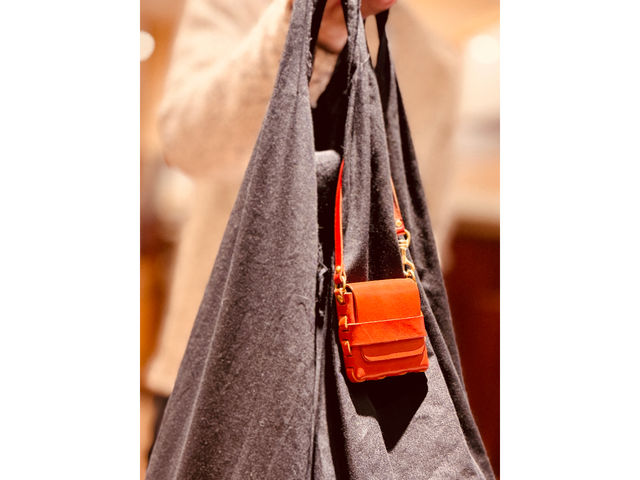 �}���`�P�[�X�@S�T�C�Y�@�J�X�^���L���I�v�V������I�v�V�����͑̌������ɂ��\���݂��������܂�_EIFUMI