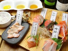 サーモン料理専門店 鮭バル 広島中町店の写真1