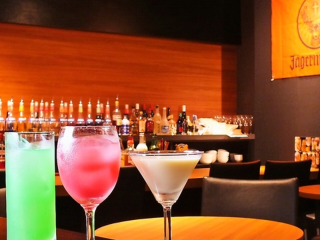 o[[EH[N bar moon walk ђʂX̎ʐ^1