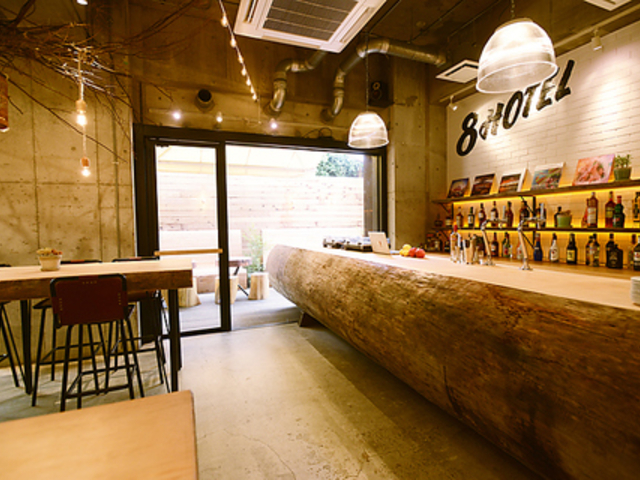 �J�t�F�_�C�j���O 8LOUNGE �G�C�g���E���W ����̎ʐ^1