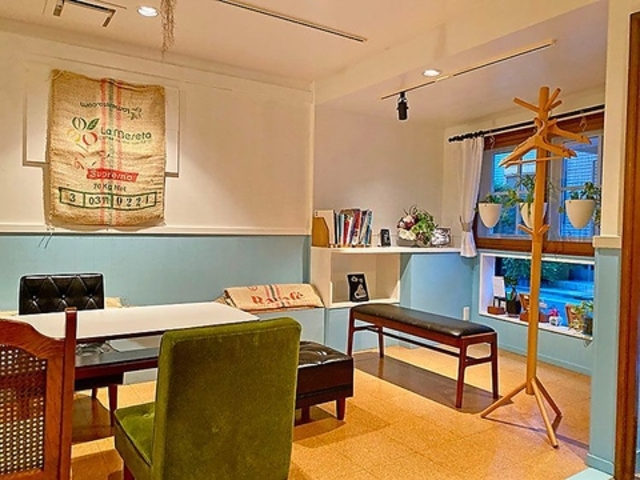 Little Cafe ILUX̎ʐ^1