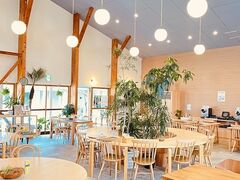 ��������J�t�F�̎ʐ^1