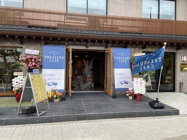 ENOSHIMA TREASURE CAFE GmV} gW[ JtF̎ʐ^1