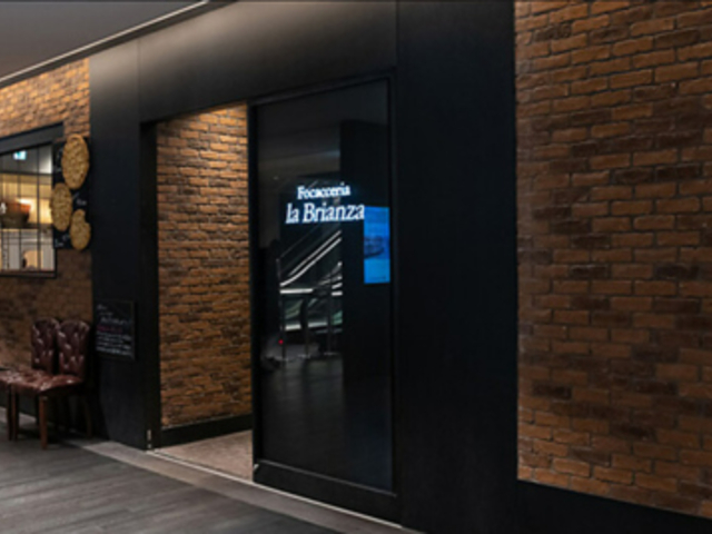 Focacceria la Brianza tHJb`FA  uAc@ {S C̎ʐ^1