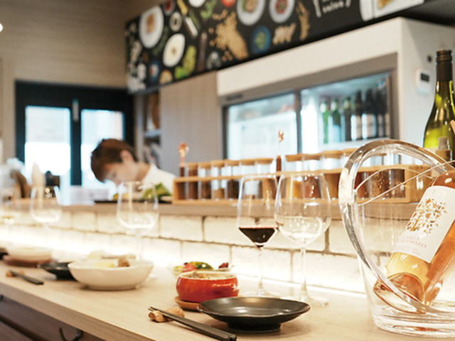 n엿ƃĈX cTY natural stand salon̎ʐ^1