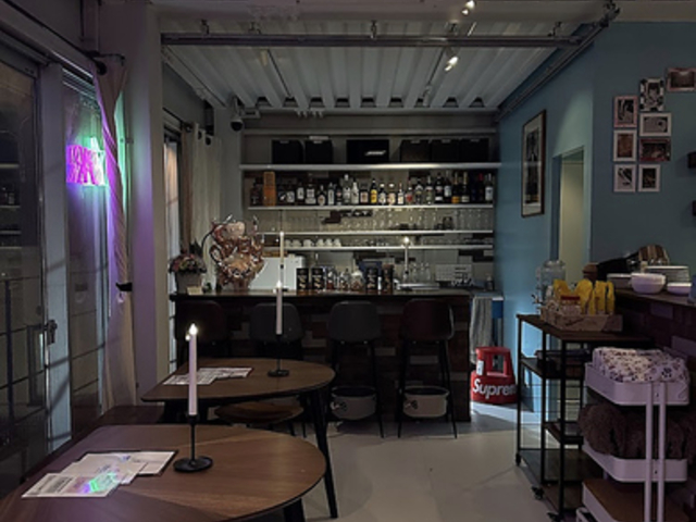 CAFEBAR LIL �J�t�F�o�[�����̎ʐ^1