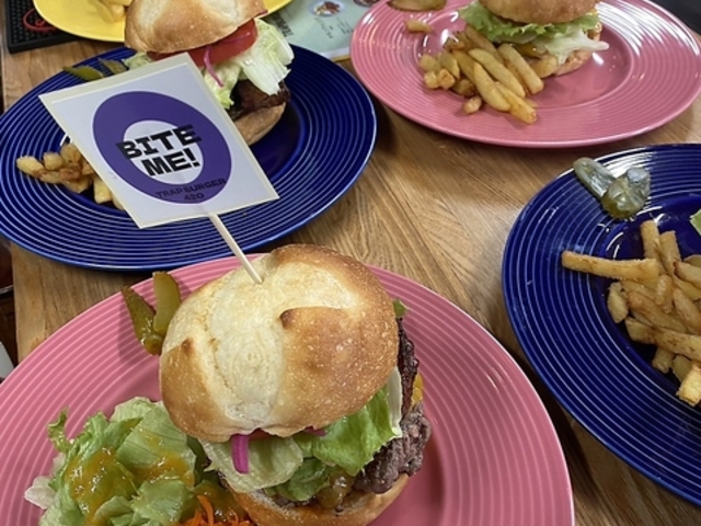 TRAP BURGER �g���b�v�o�[�K�[�̎ʐ^1