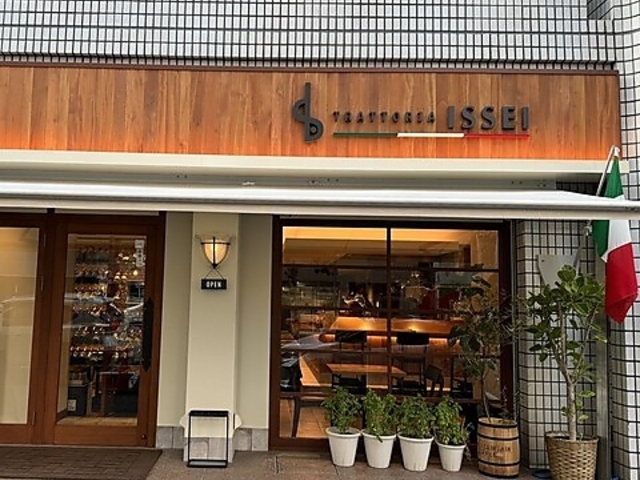 TRATTORIA ISSEI �g���b�g���A�C�b�Z�C�̎ʐ^1