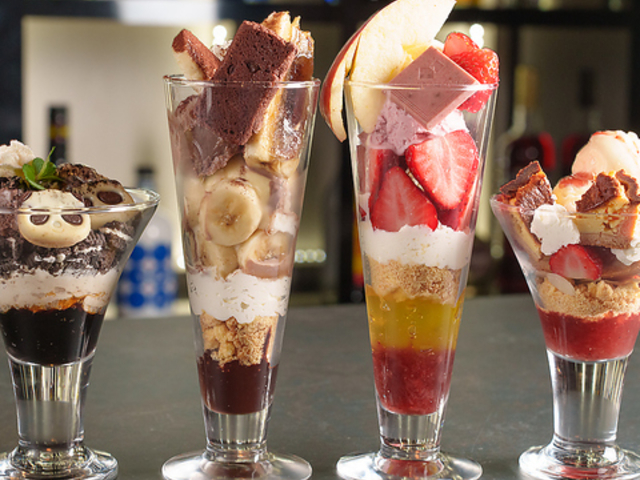 MONOCHROMEimN[j̎ʐ^1