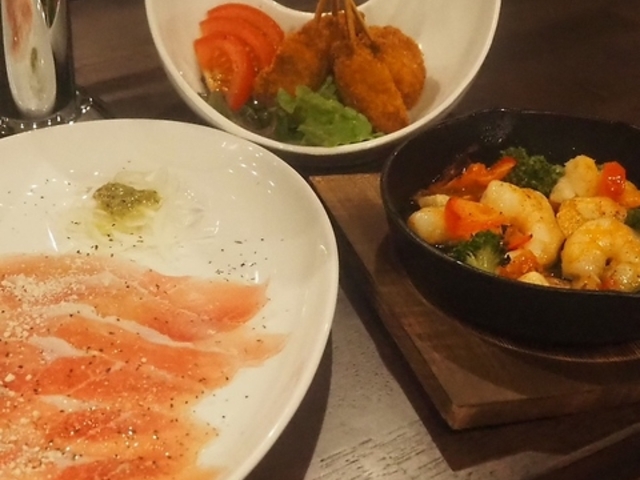 Salute CaCa Dining & Bar  T[eCaCa̎ʐ^1