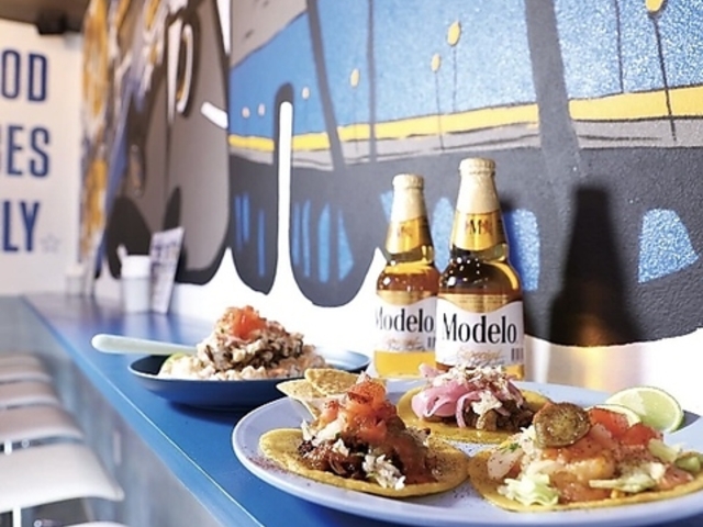 LOCO TACOS R ^RX̎ʐ^1