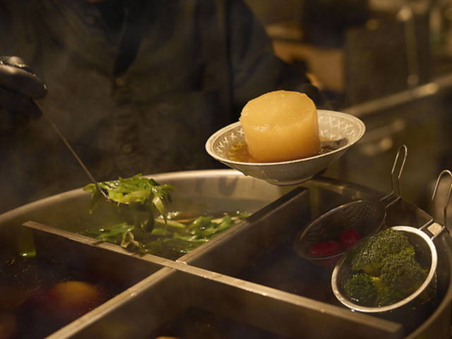 ���o�` ��V���� �A�e �I�I�J�~ �g�ˎ��X�̎ʐ^1