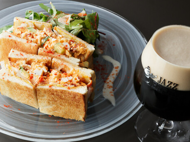 JAZZ BERRY WYx[̎ʐ^1