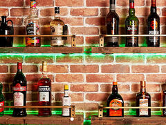 Dining Bar PINION _CjOo[sjI̎ʐ^1