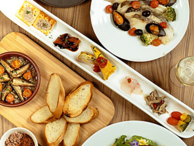 ���y�A�g���G Dining & Cheesecake�̎ʐ^1