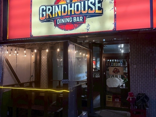GRINDHOUSE �O���C���h�n�E�X �~���~�̎ʐ^1