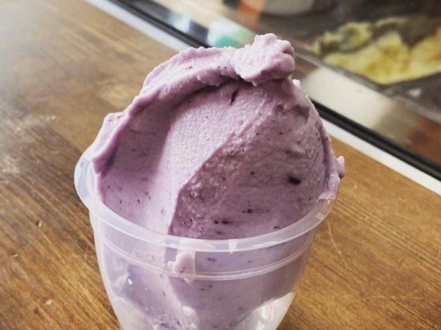 �t�H���X�g�s�A�K��̎���̃C�^���A���A�C�X�N���[��_�t�H���X�g�s�A�K��