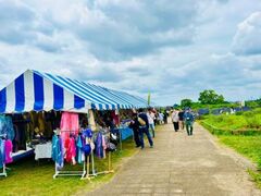 ��32�񂠂�߁E���x���_�[�̃u���[�t�F�X�e�B�o���̎ʐ^1